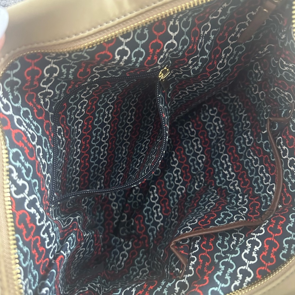 Nylon Tote - Picture 4 of 5